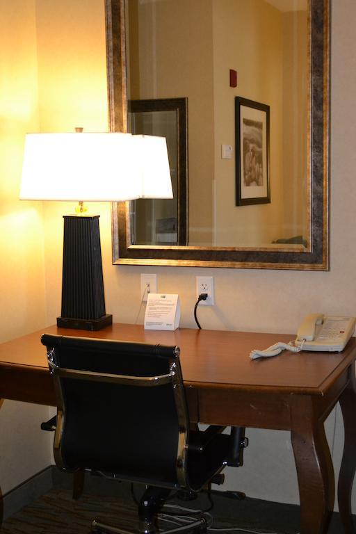 ホリデイ イン エクスプレス ホテルズ ビデフォード 部屋 写真